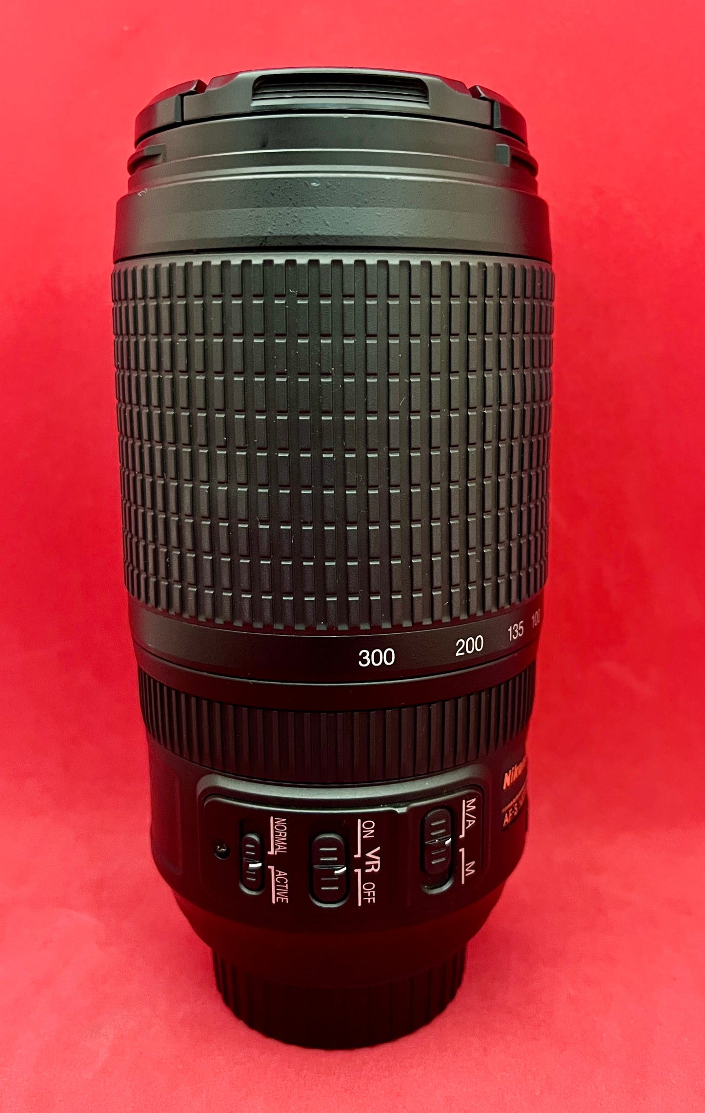 Nikon AF-S 70-300mm f/4.5-5.6 G ED VR (used)