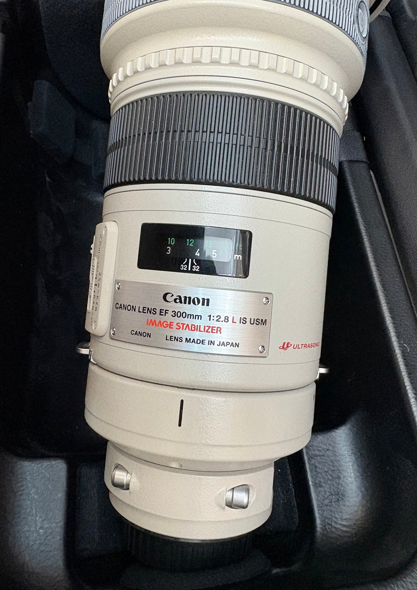 Canon EF 300mm f/2.8 L IS USM (Used)