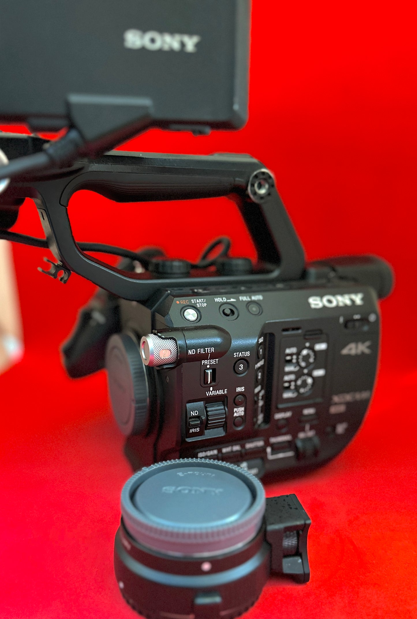 SONY PXW-FS5 body with EF-Emount adapter (used)