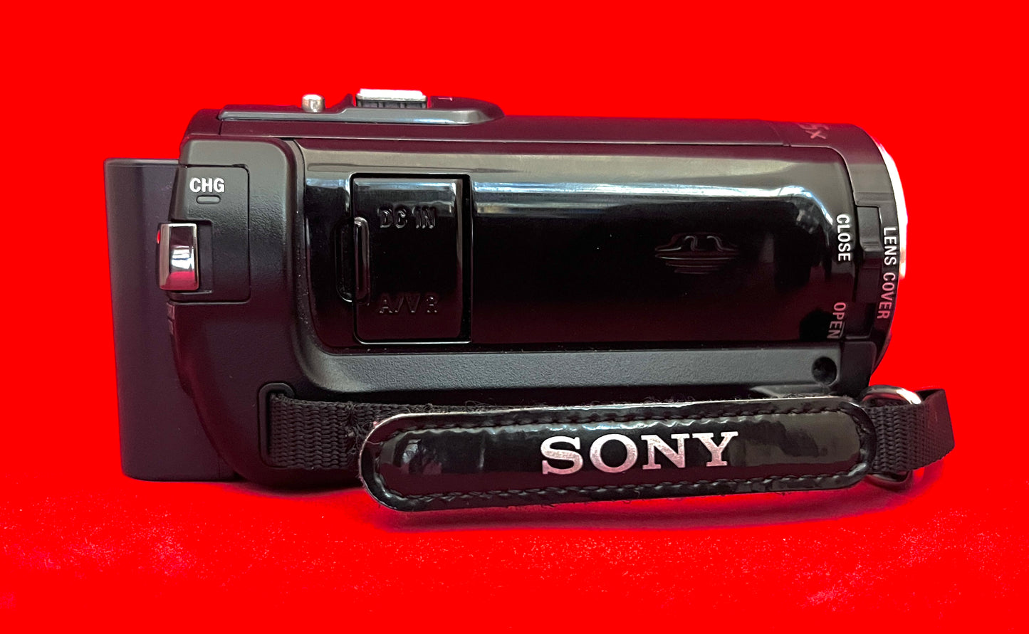 Sony HDR-CX110 HD Handycam Camcorder (used)