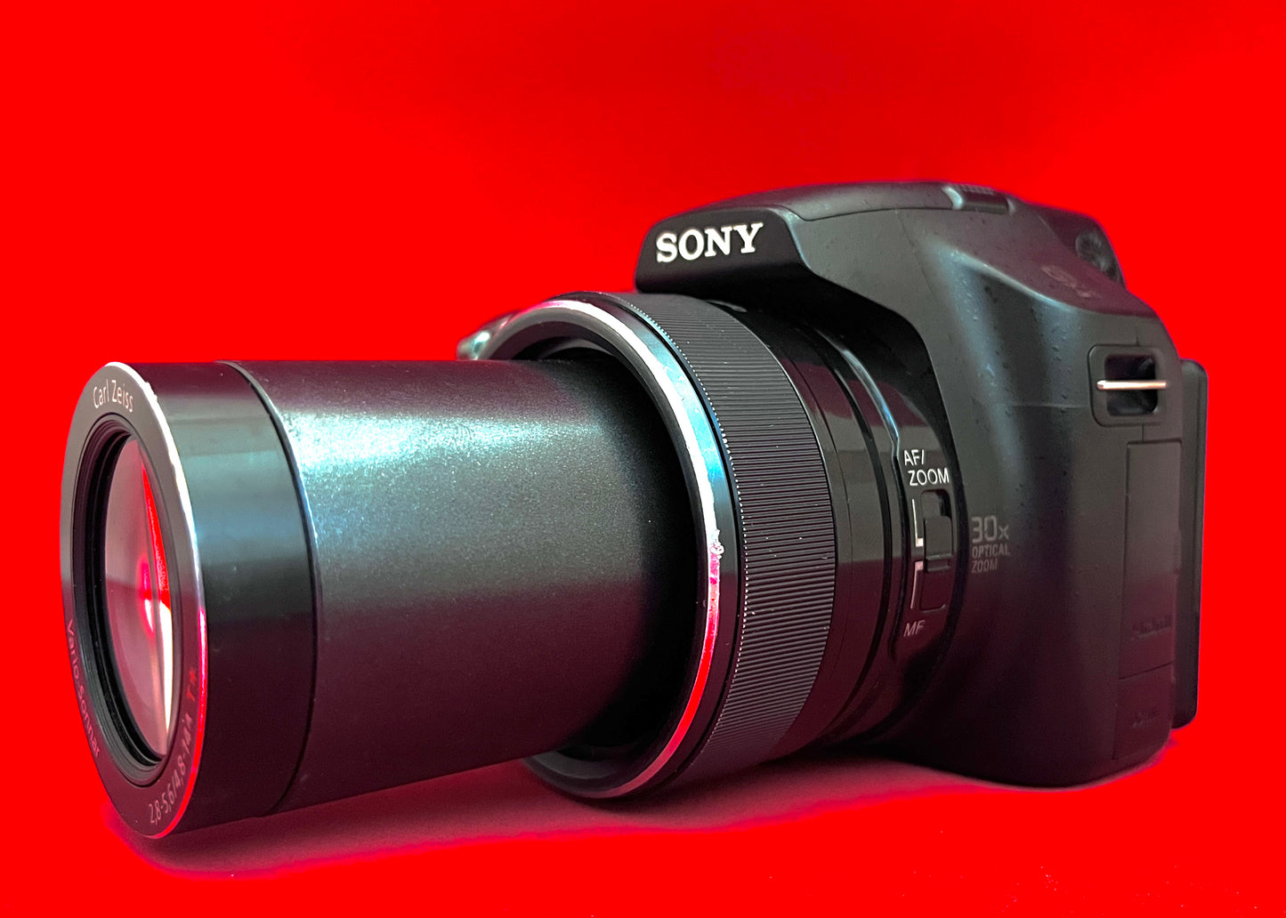 Sony Cyber-shot DSC-HX100V Digital Camera (used)