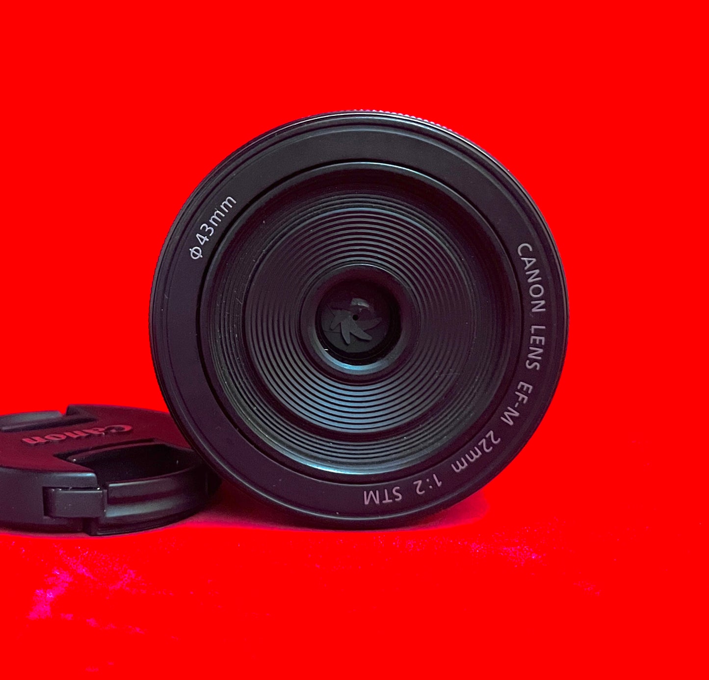 Canon EF-M 22mm f/2.0 STM Lens (used)