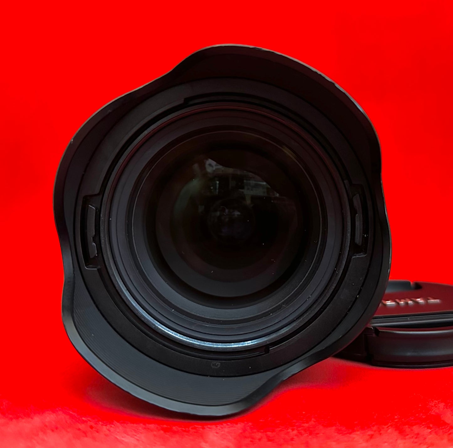Tamron 17-70mm f/2.8 Di III-A VC RXD Lens for Fujifilm X (used)