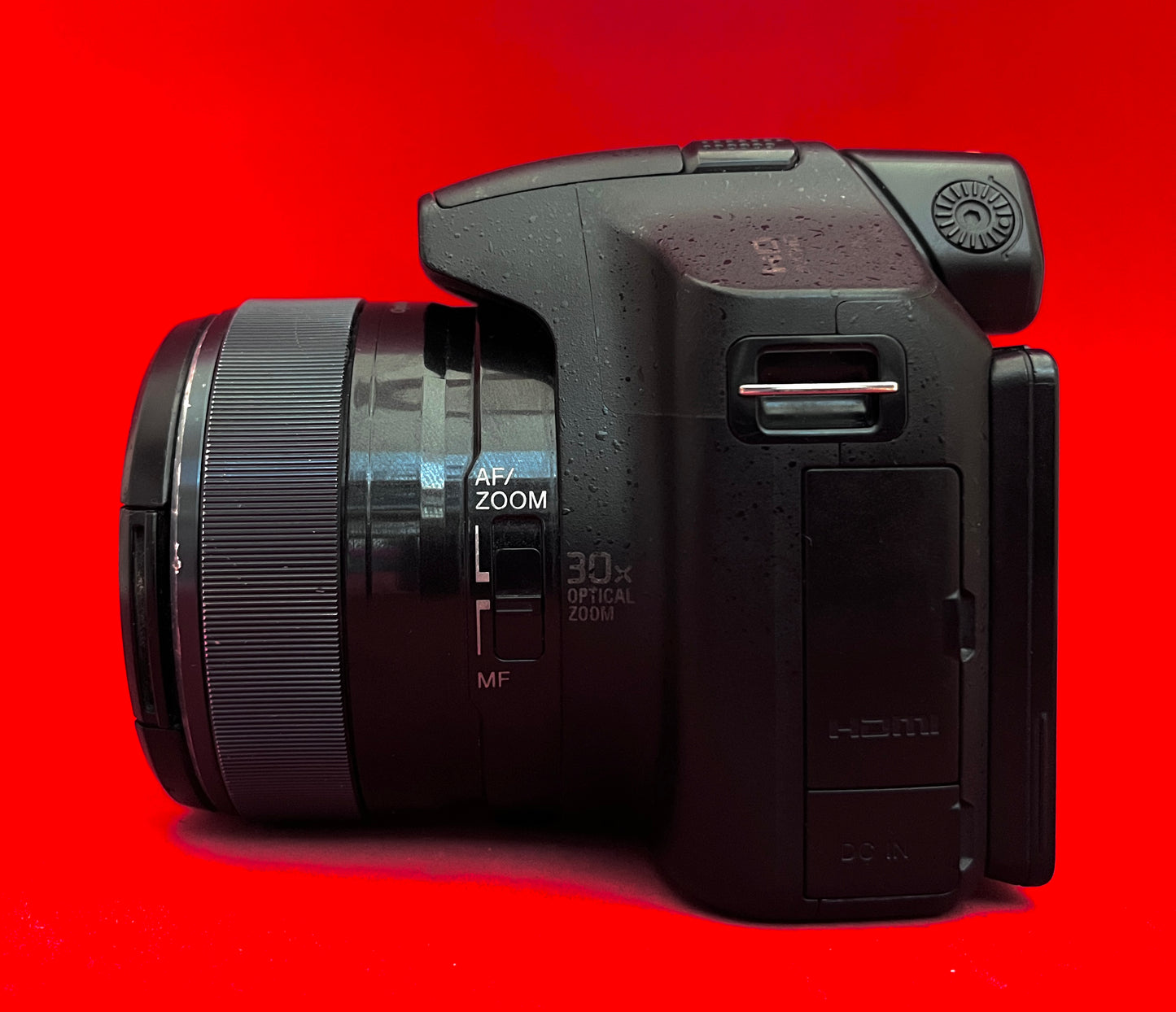 Sony Cyber-shot DSC-HX100V Digital Camera (used)