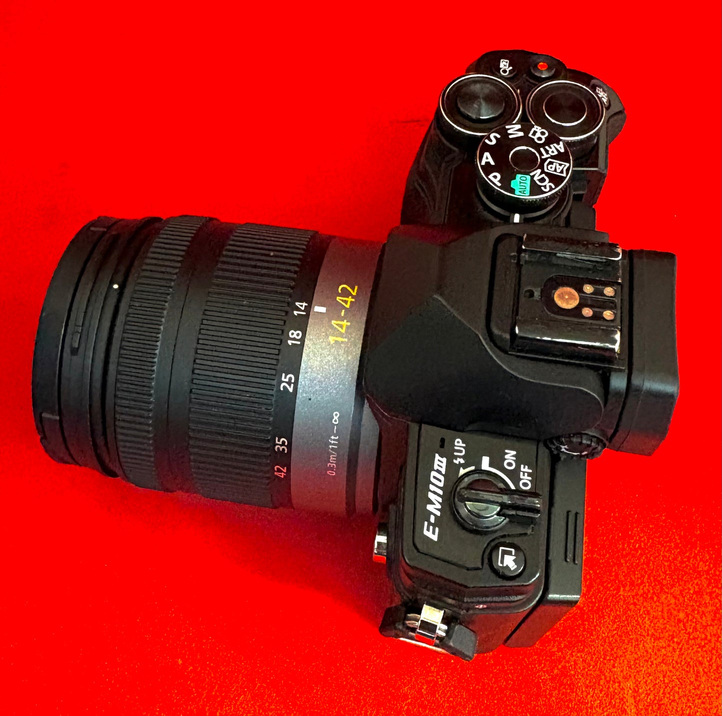 Olympus E-M10 II Camera and Panasonic 14-42mm F3.5-5.6 OIS Lens (used)