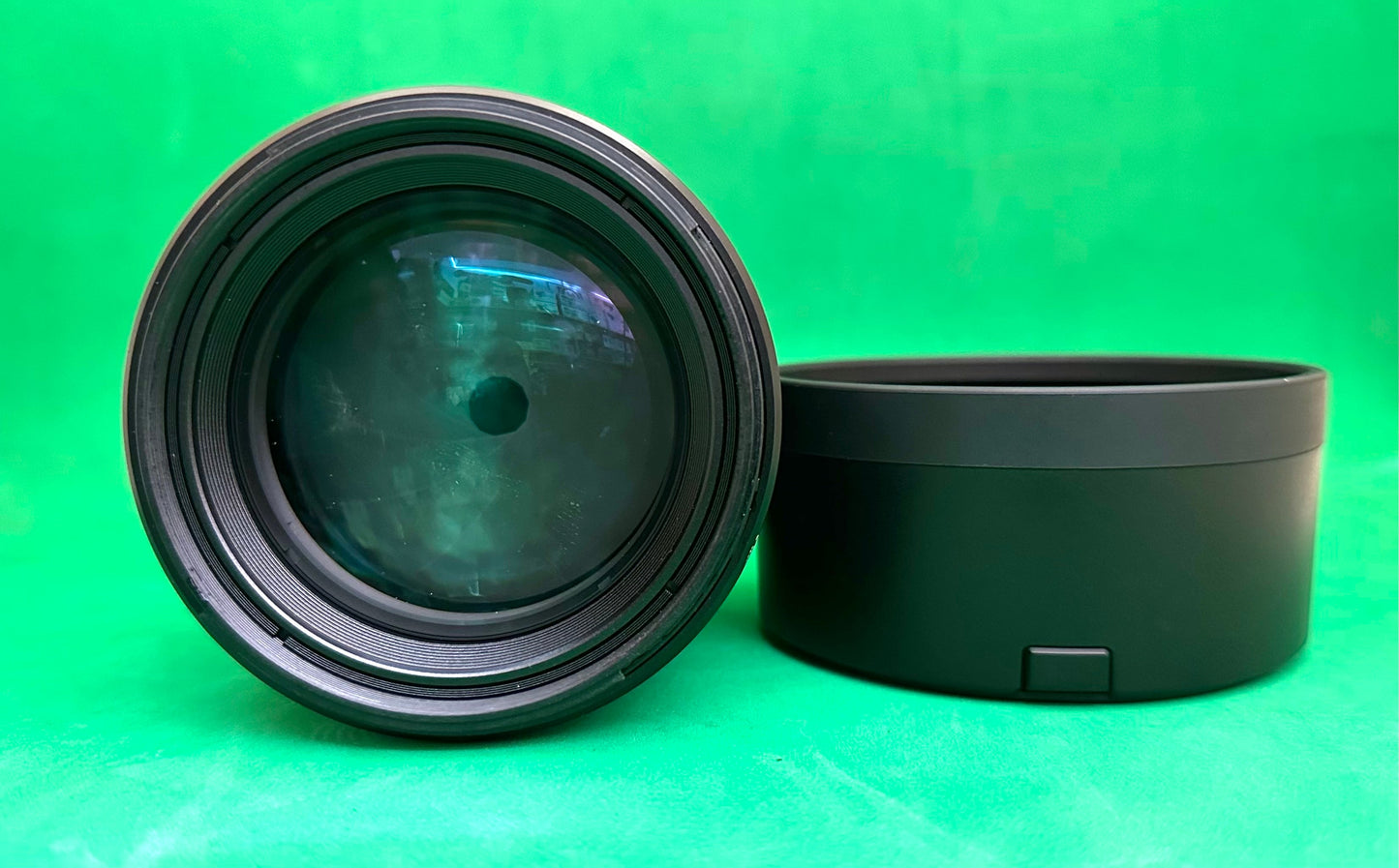 Sony FE 85mm f/1.4 GM Prime
Lens (used) very good condition