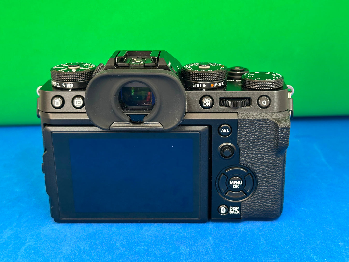 FUJIFILM X-T5 Mirrorless Camera body only Black (used)