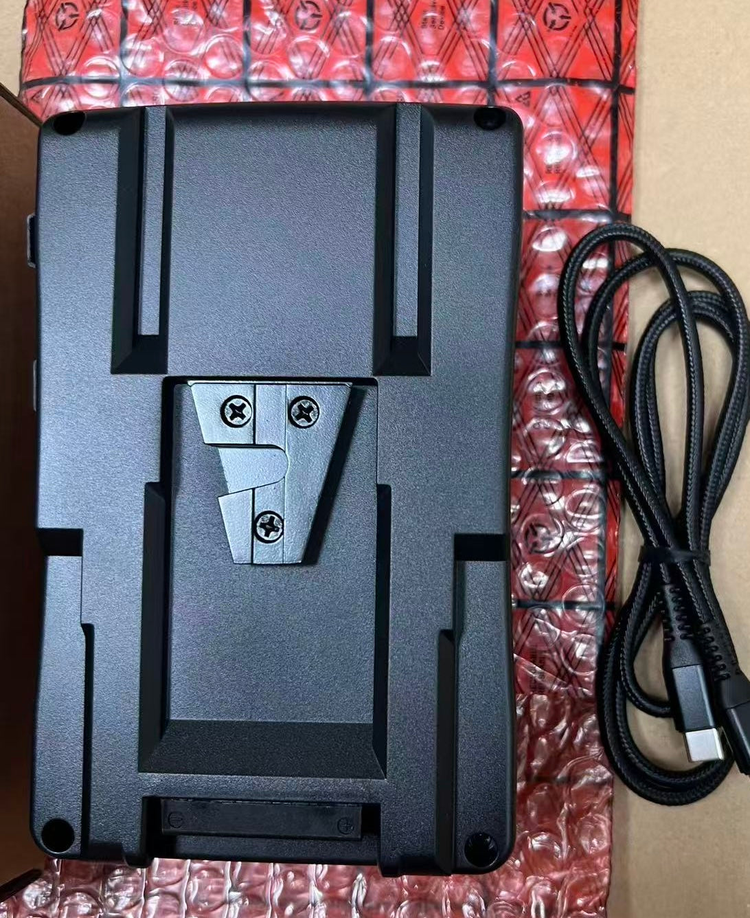 BP-190 V-Mount V-Lock Battery 12800 mAh 190 Wh ( New )