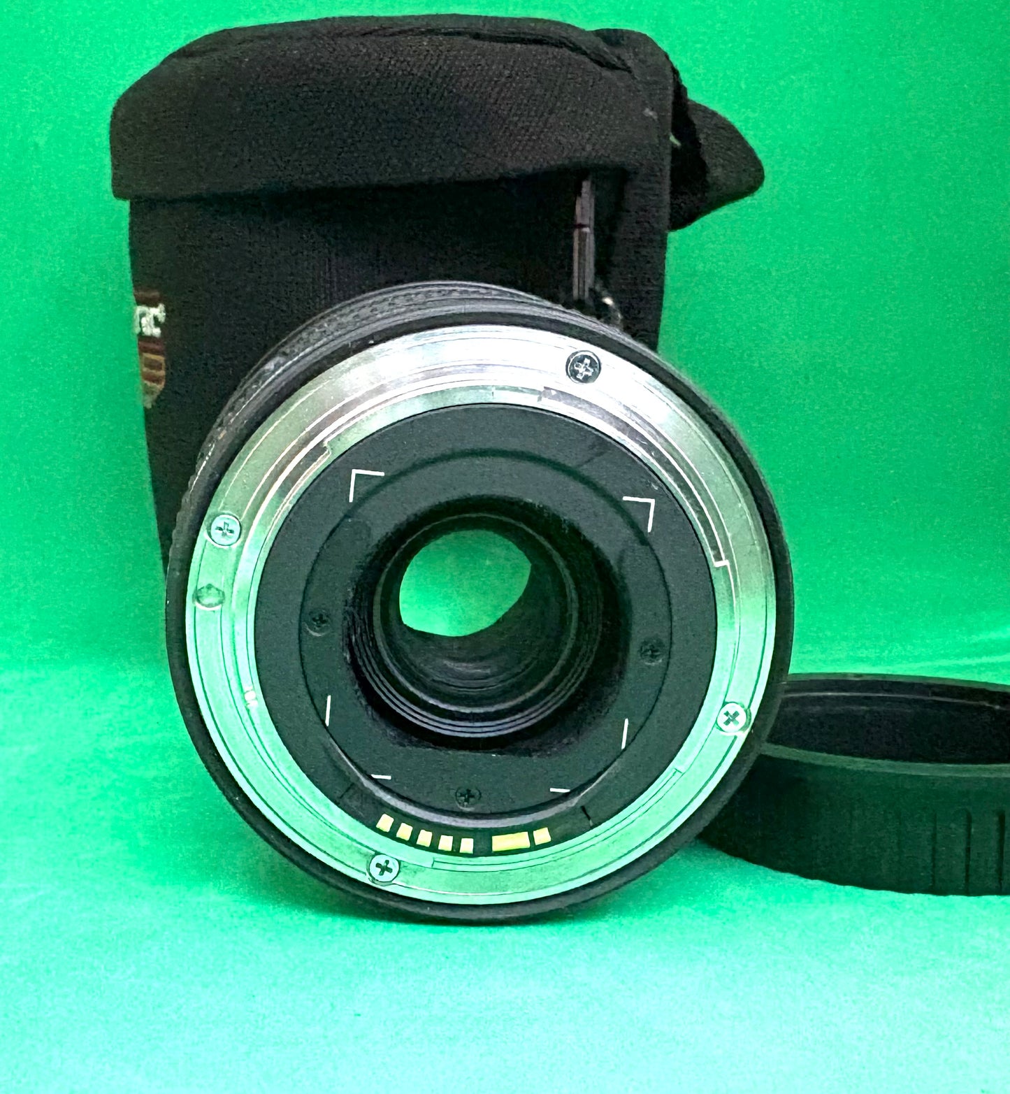 Canon EF 8-15mm f/4L USM Fisheye Zoom lens (Used)