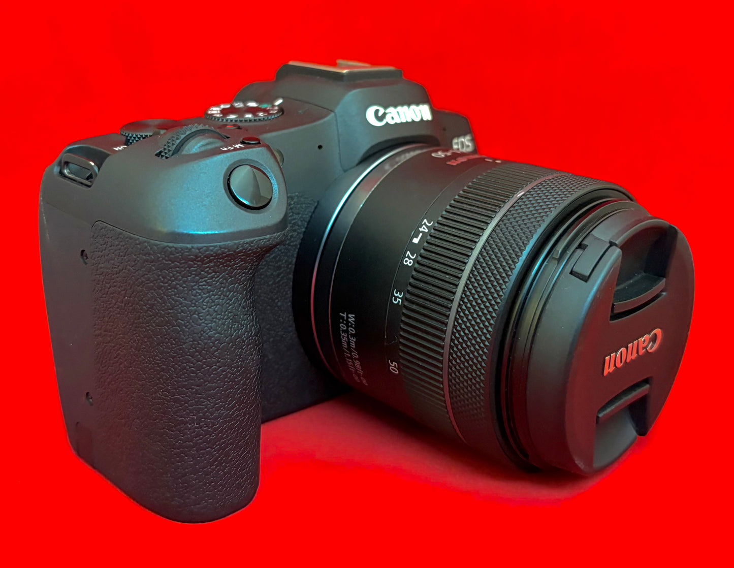 CANON EOS R8 MIRRORLESS  WITH RF 24-50MM F/4.5-6.3 IS STM LENS (used)