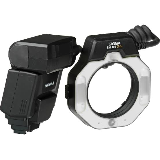 Sigma EM-140 DG Macro Ring Flash for Canon SLR Cameras (used)