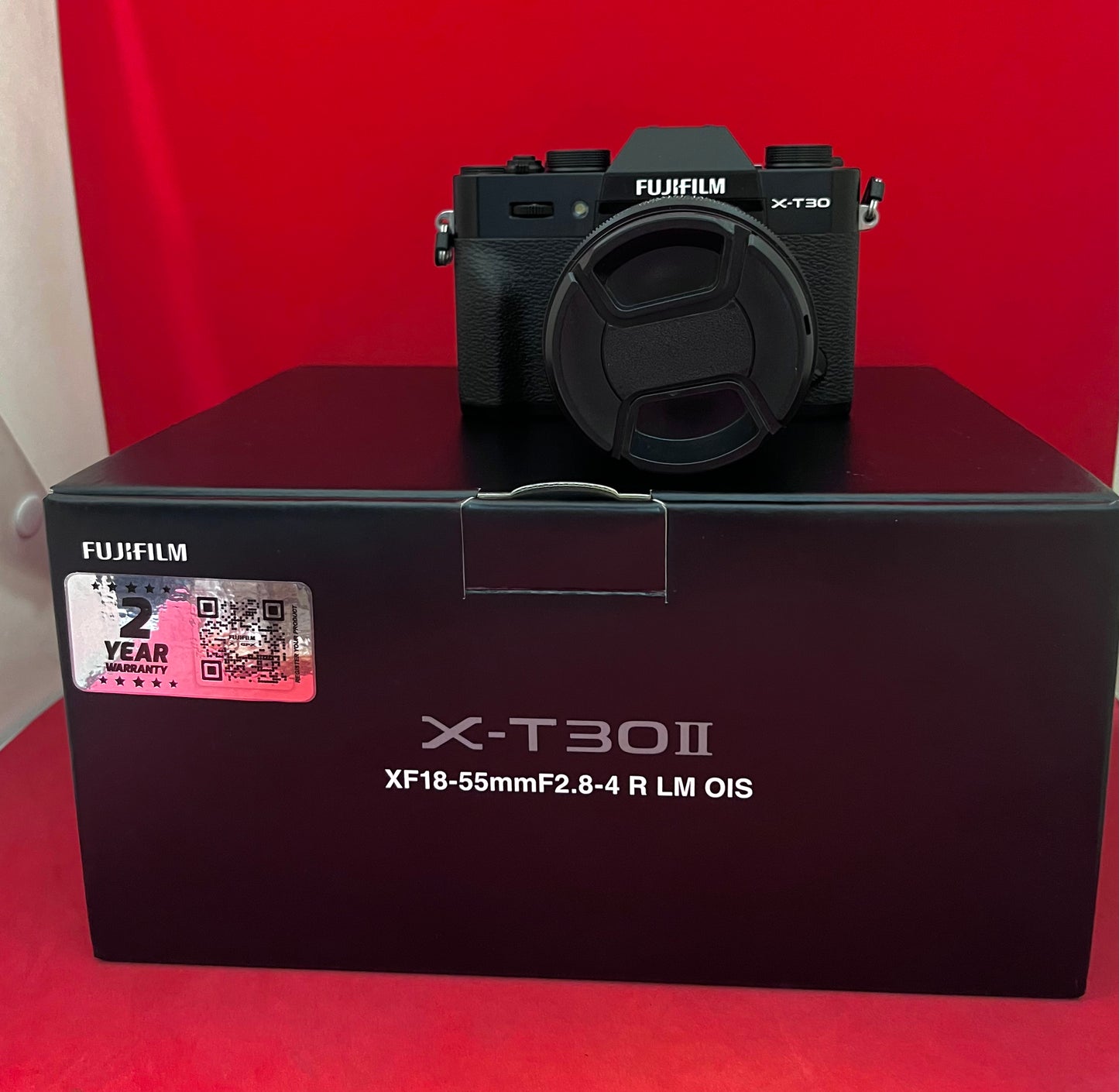 Fujifilm X-T30 II Mirrorless Digital Camera with 18-55mm Lens. (Used)