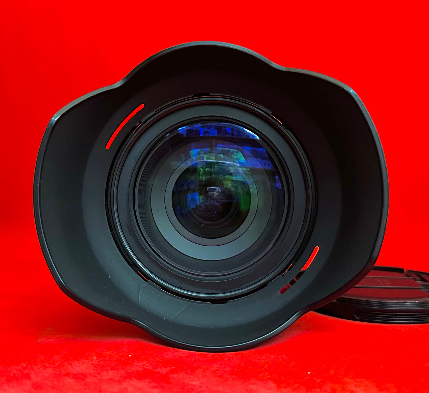 Nikon AF-S NIKKOR 28-300mm f/3.5-5.6G ED VR (used)