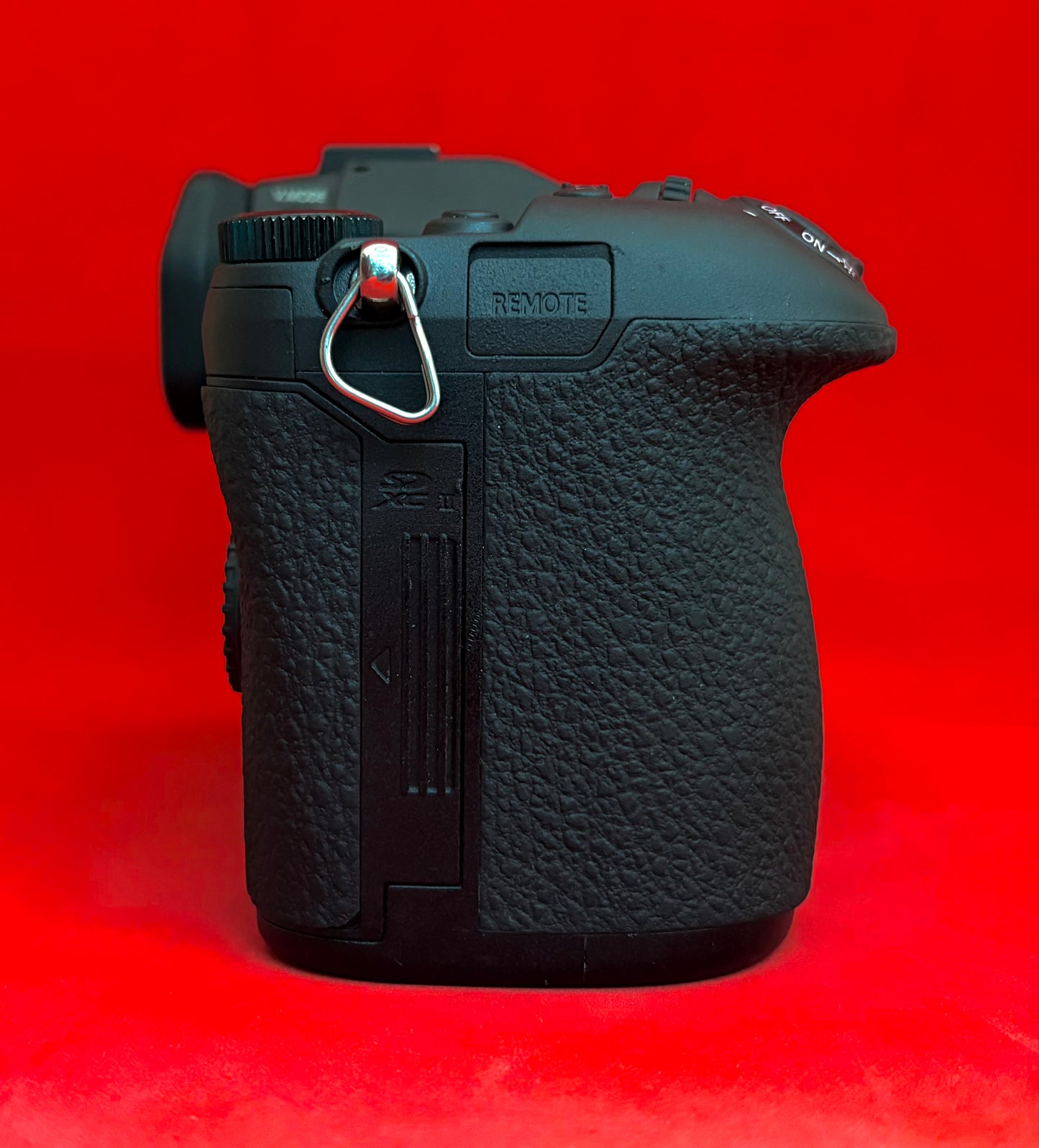 Panasonic Lumix DC-G9 Mirrorless Micro Four Thirds Digital Camera body only (used)