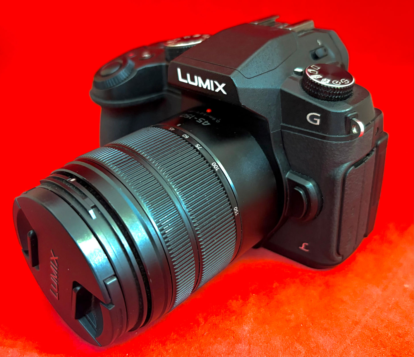 Panasonic Lumix G85 Mirrorless Camera with 45-150mm Lens (used)