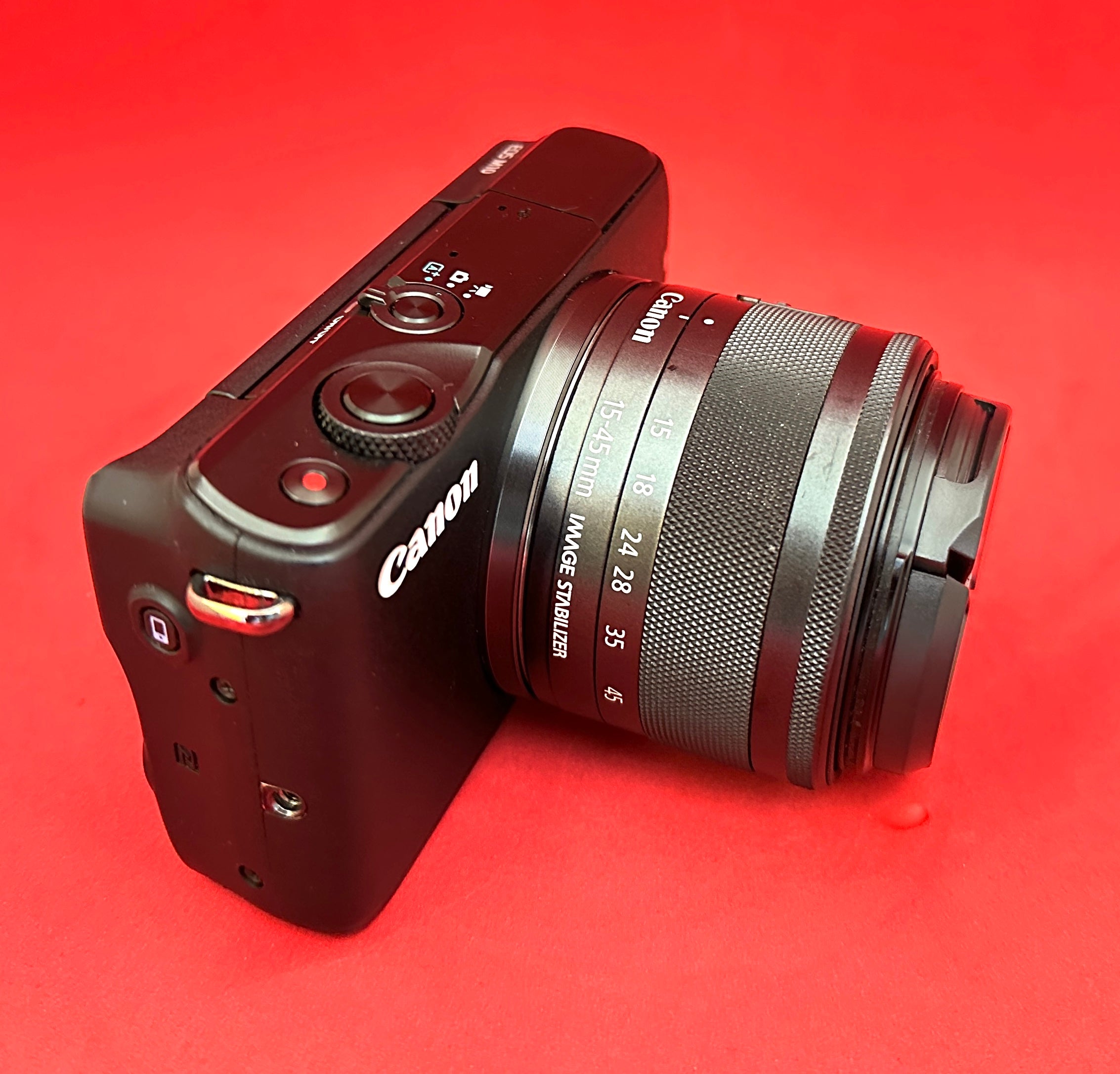 Canon EOS M10 Mirrorless Camera + 15-45mm EF-M Lens (used) – Luck