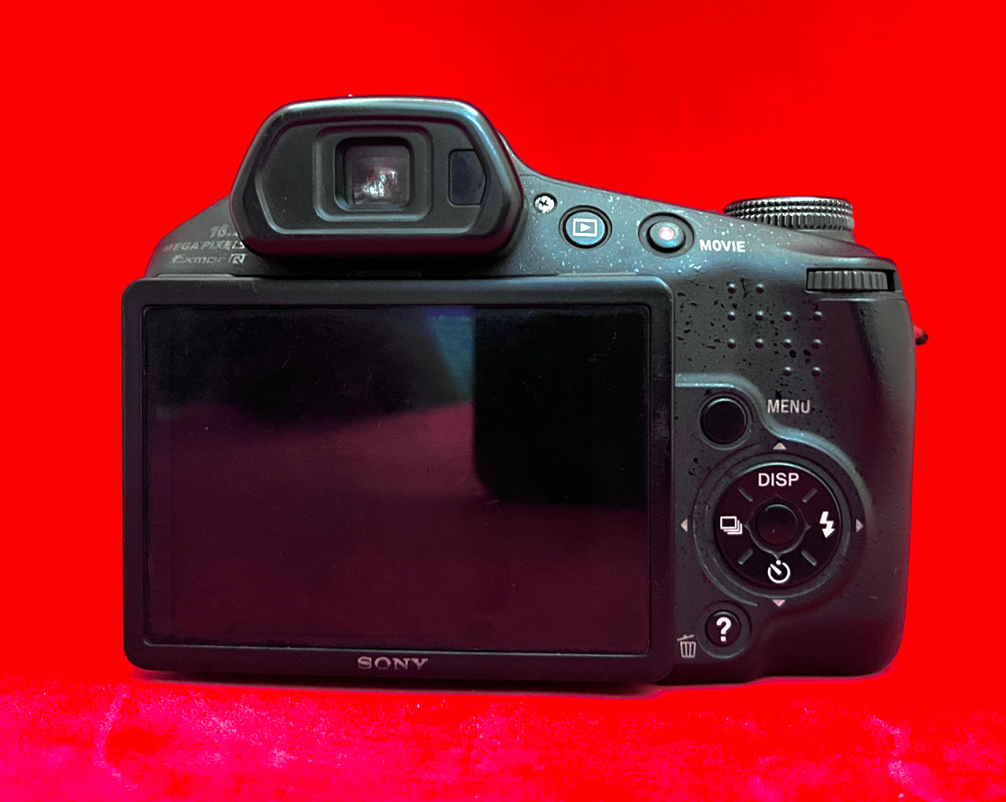 Sony Cyber-shot DSC-HX100V Digital Camera (used)