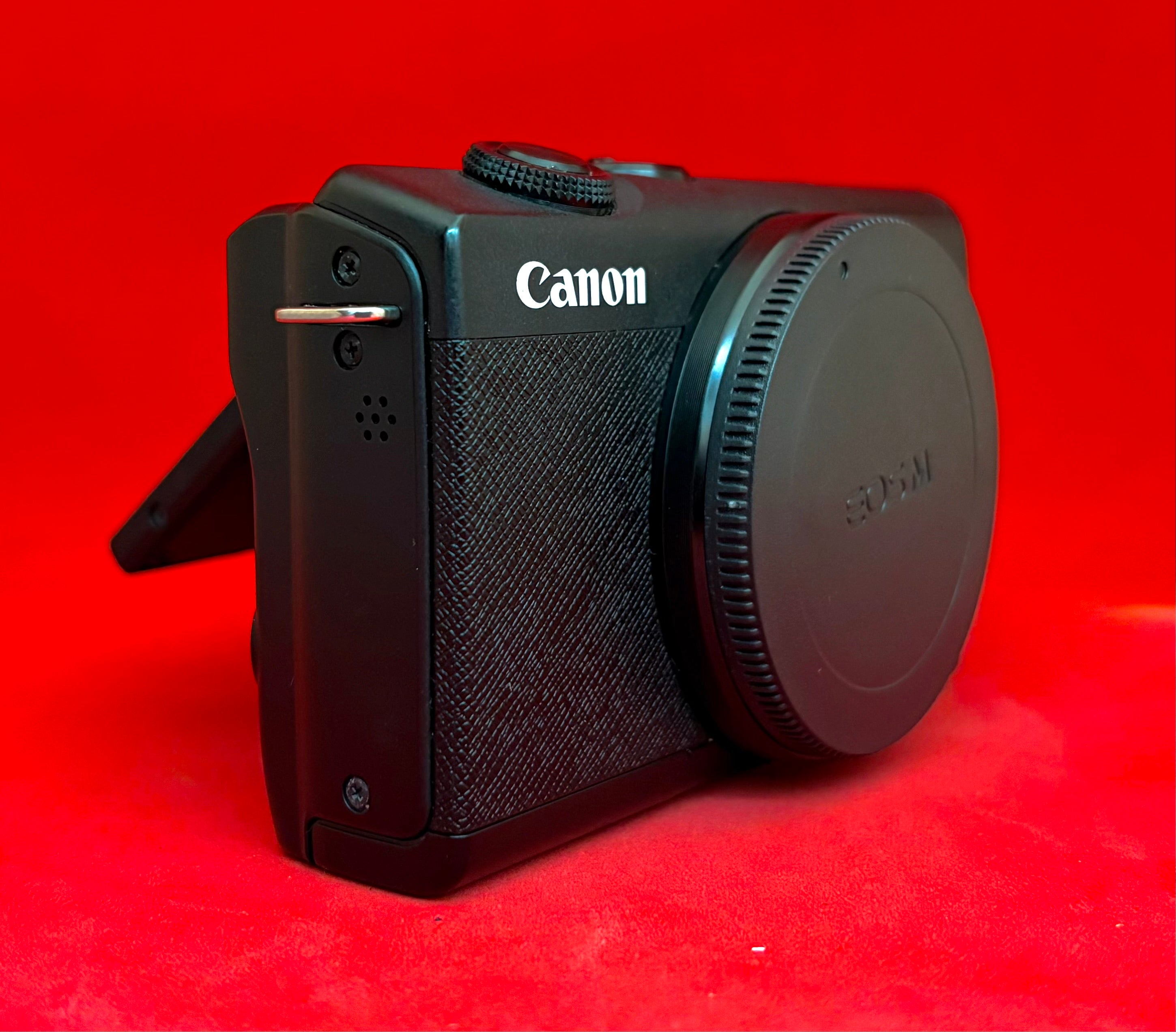Canon EOS M200 Mirrorless Body only, (used) – Luck Tech Cameras