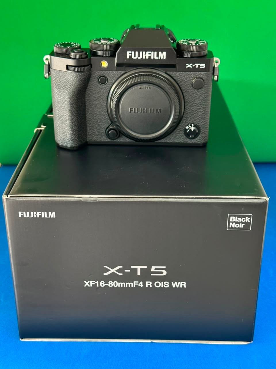 Fujifilm x-T5 + Lens  XF16-80mmF4 R OIS WR (used)