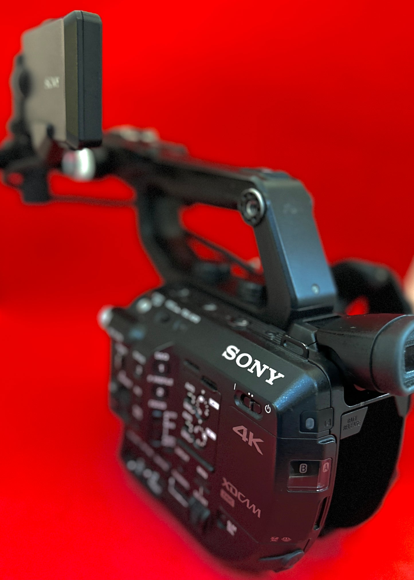 SONY PXW-FS5 body with EF-Emount adapter (used)