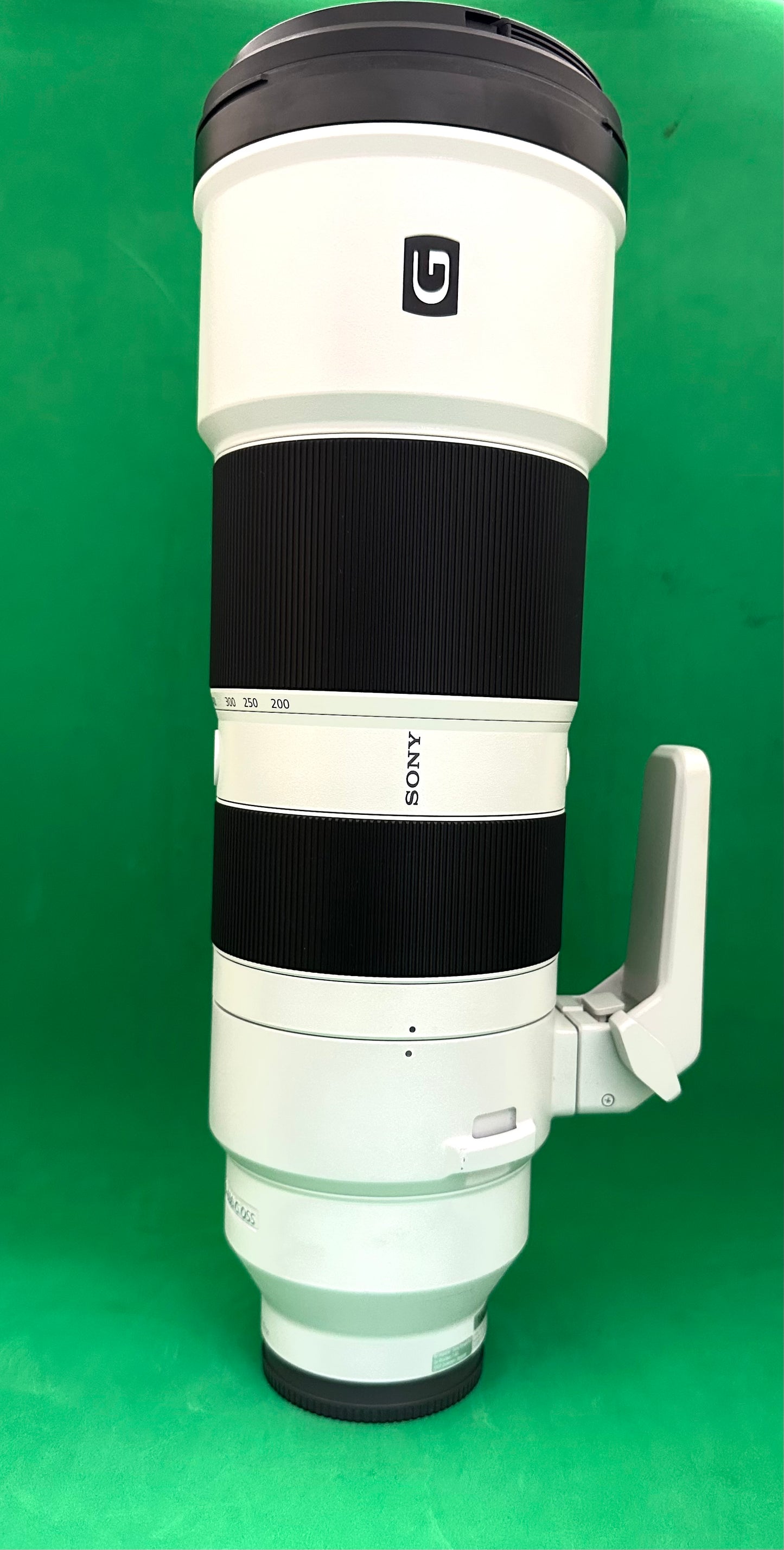 Sony FE 200-600mm F/5.6-6.3 G OSS Lens (used)