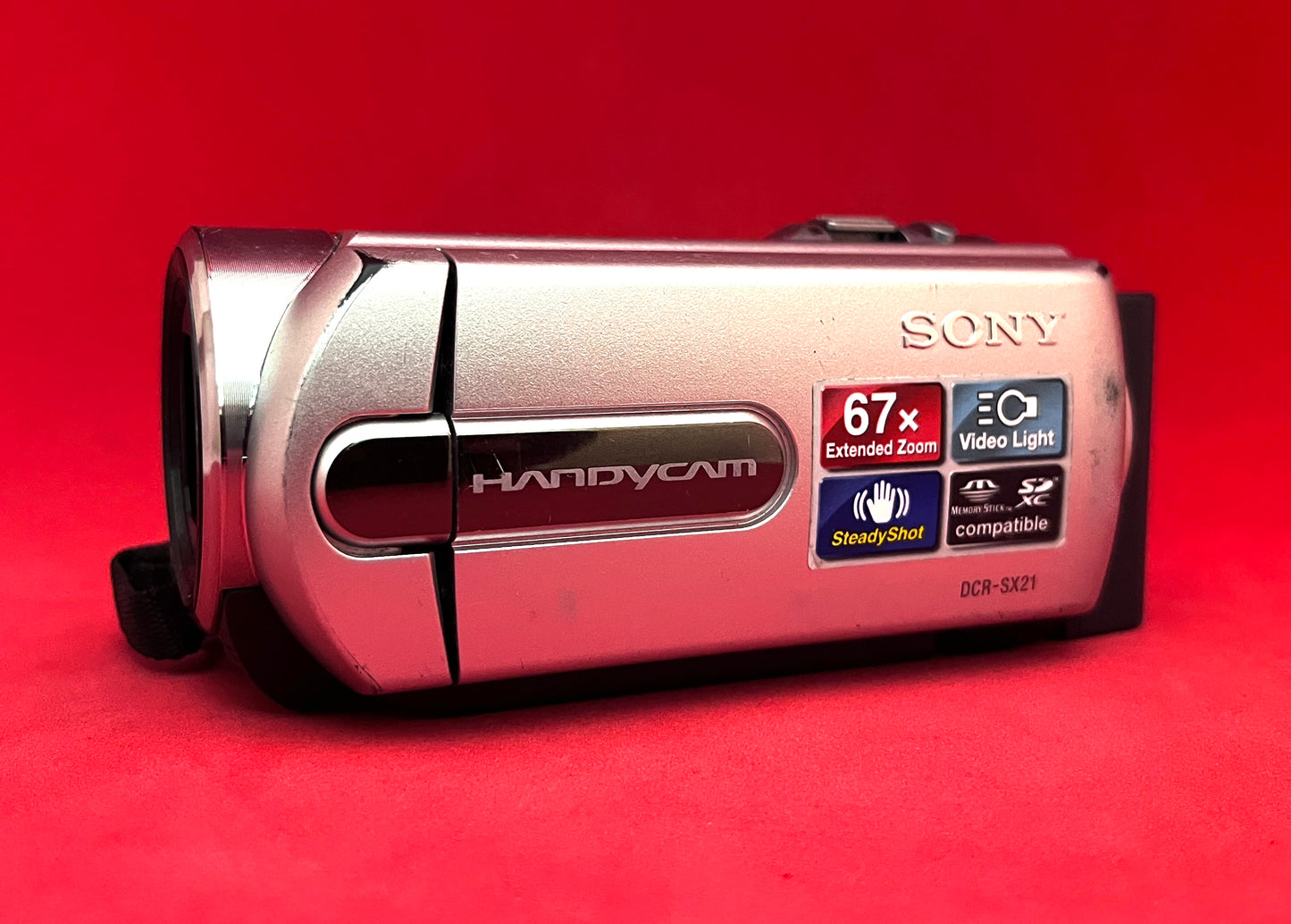 Sony DCR-SX21 camcorder silver (used)