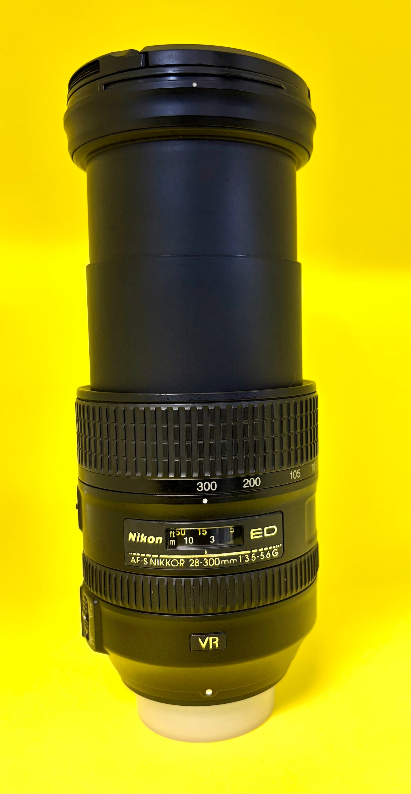Nikon AF-S NIKKOR 28-300mm f/3.5-5.6G ED VR (used)