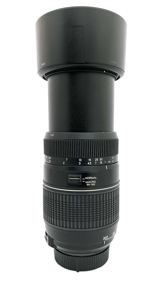 TAMRON AF 70-300MM F4-5.6 DI MACRO LENS Canon EF MOUNT (used)