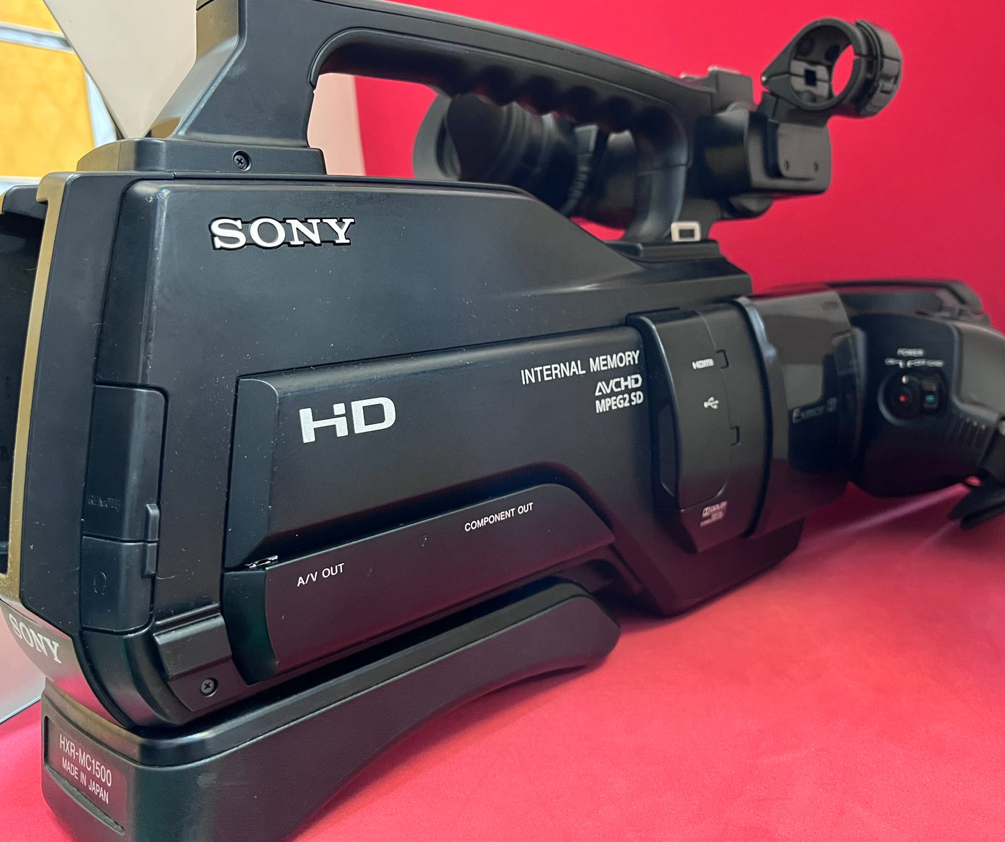 Sony HXR-MC1500 PAL AVCHD Camcorder (used)