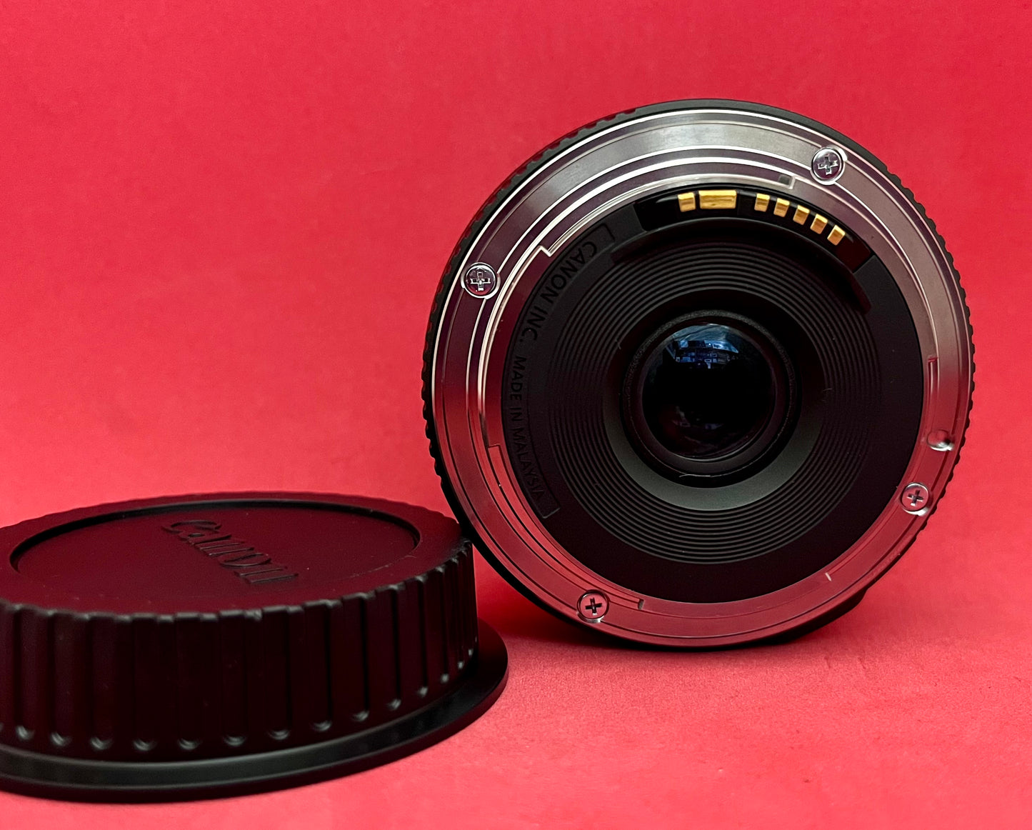 Canon EF 40mm f/2.8 STM (Used)
