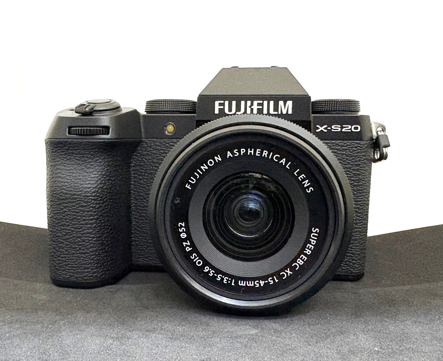 Fujifilm X-S20 + 15-45mm (used)