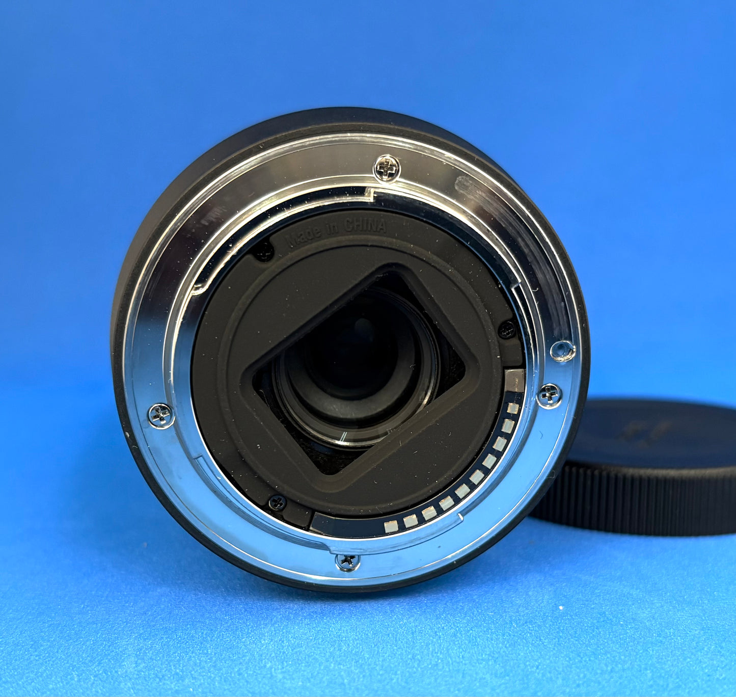 Sony E 18-135mm f/3.5-5.6 OSS Lens (used)