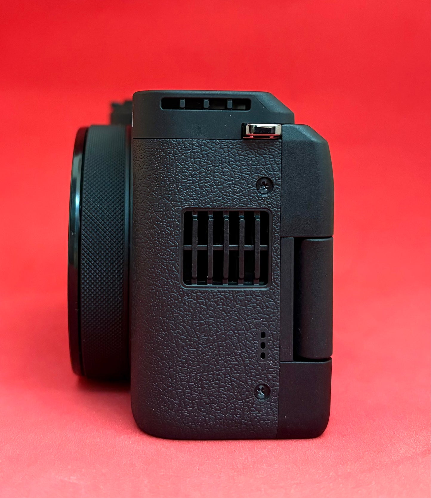 Canon PowerShot V1 Digital Camera (used)