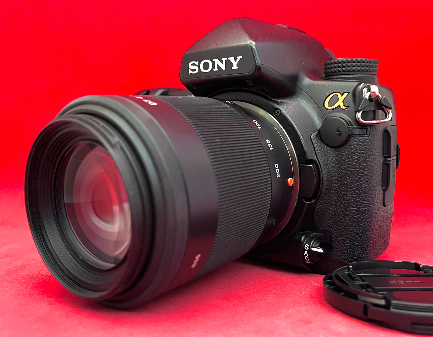 Sony Alpha DSLR-A900 SLR Digital Camera + 55-200mm lens (used)
