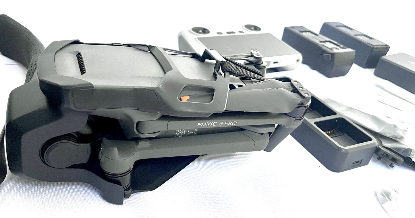 DJI Mavic 3 Pro Fly More Combo with RC Controller (used)