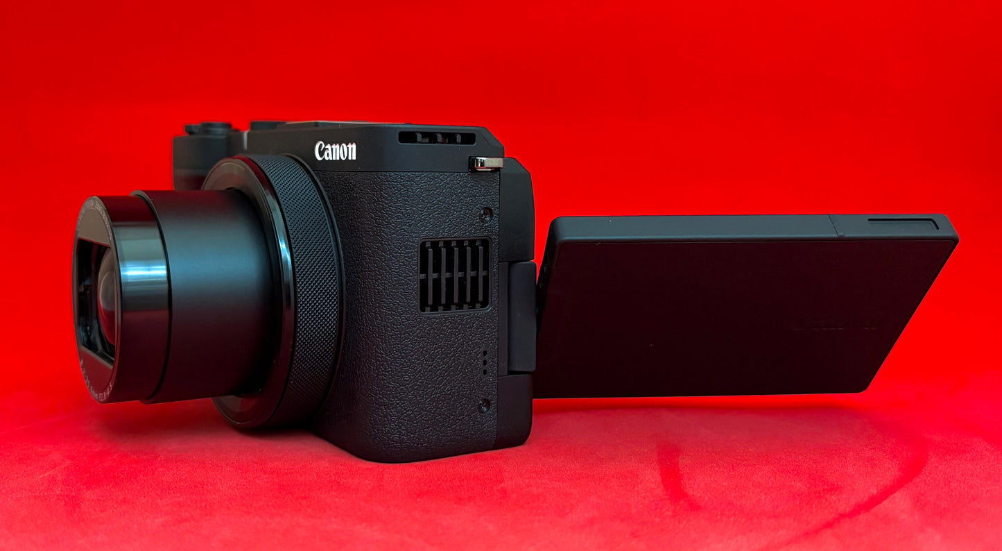 Canon PowerShot V1 Digital Camera (used)