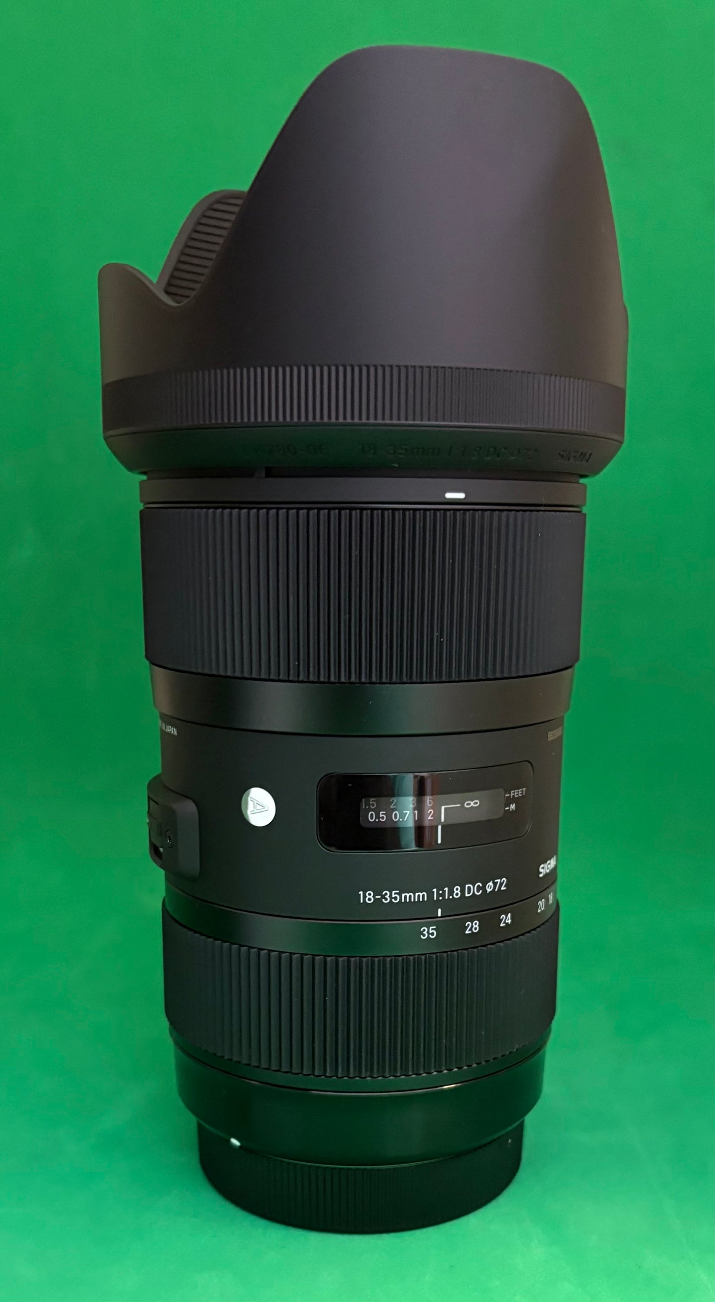 Sigma 18-35mm f1.8 DC HSM Art Lens For Canon EF (used) New condition