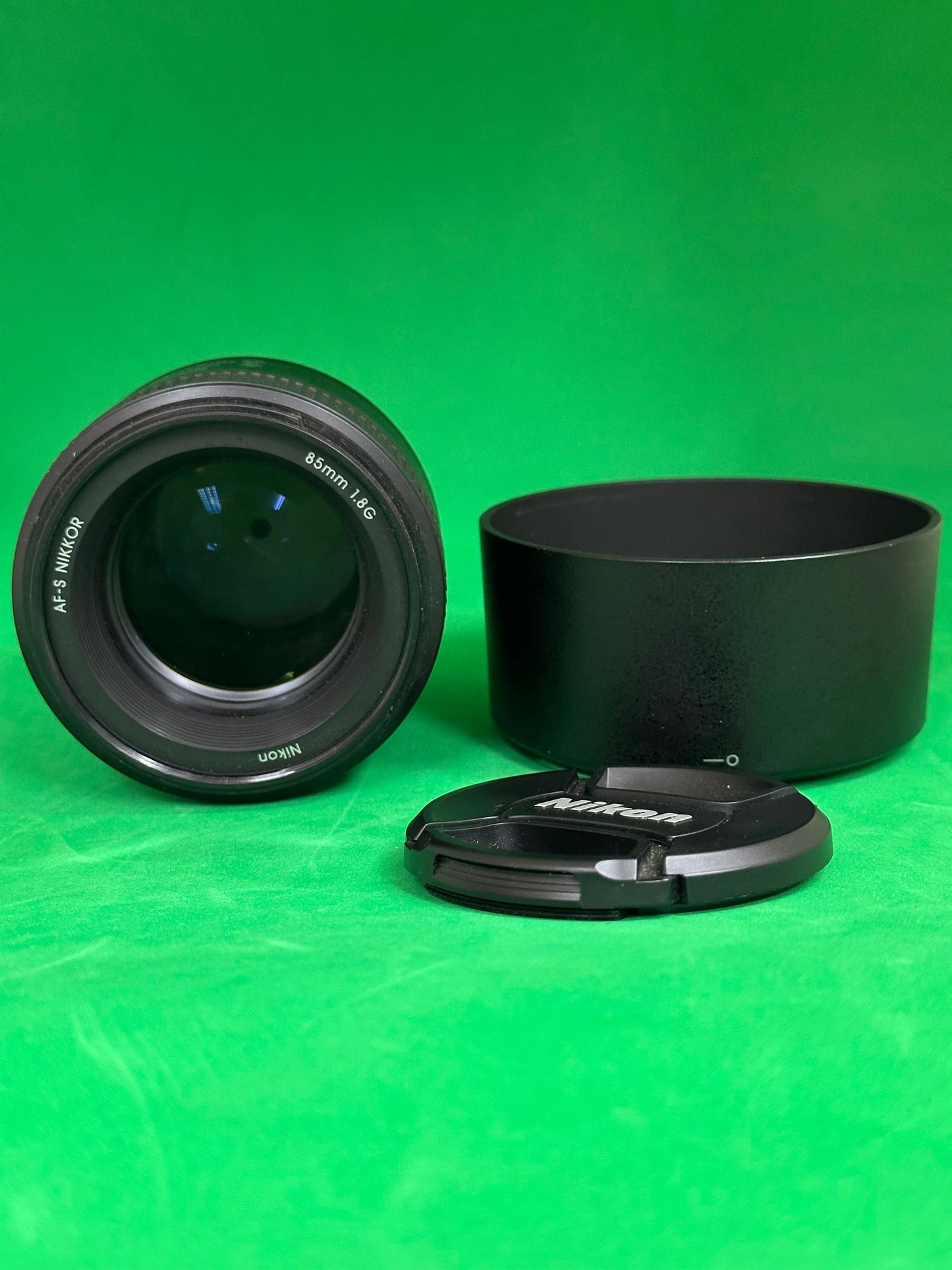 Nikon AF-S NIKKOR 85mm f/1.8G Lens (used)