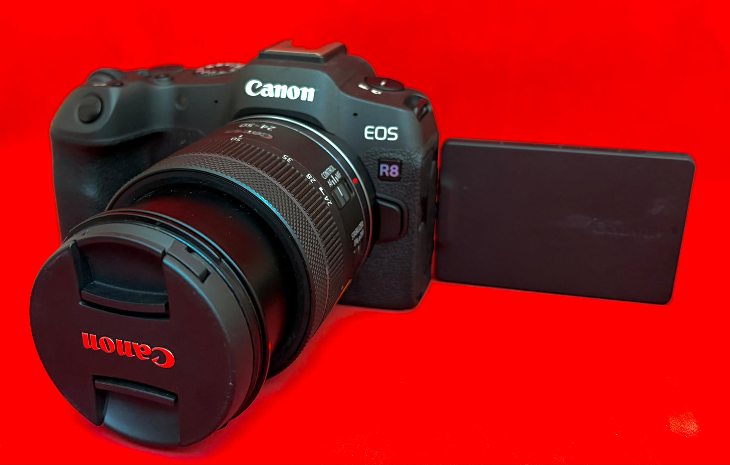 CANON EOS R8 MIRRORLESS  WITH RF 24-50MM F/4.5-6.3 IS STM LENS (used)