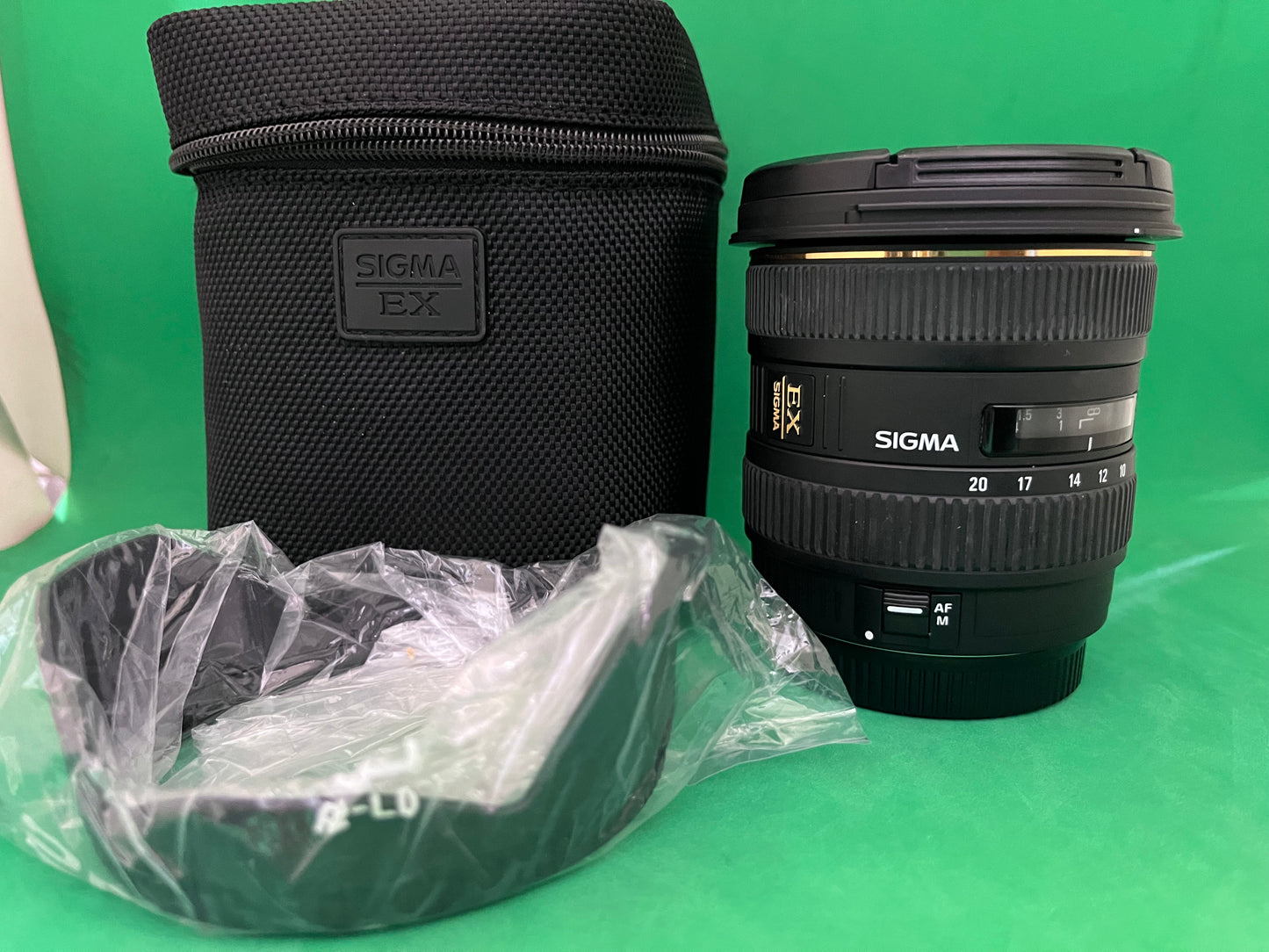 Used Sigma 10-20mm f/4-5.6 DC HSM EX for Canon (used)