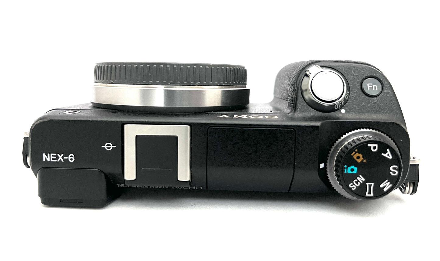 Sony Alpha NEX-6 16.1MP Body (used)