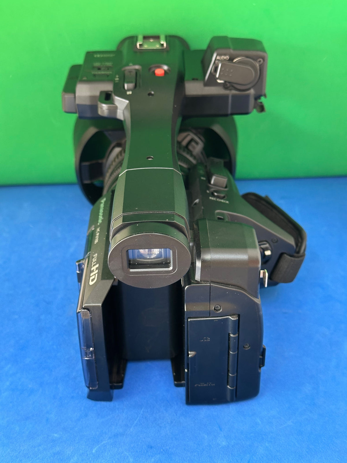 Panasonic HC-PV100 Full HD Camcorder (used)