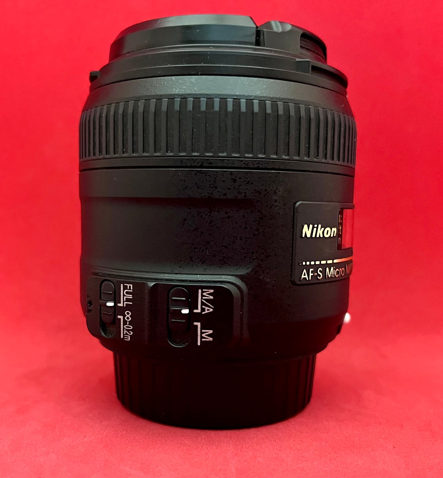 Nikon AF-S 40mm f/2.8 G DX Macro Lense (USED)