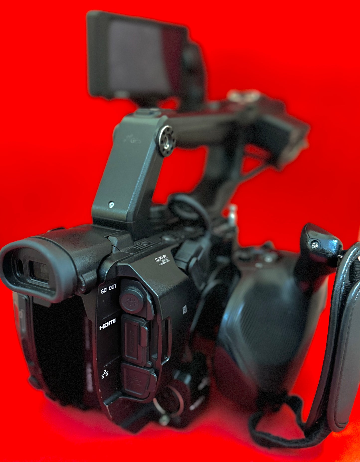 SONY PXW-FS5 body with EF-Emount adapter (used)