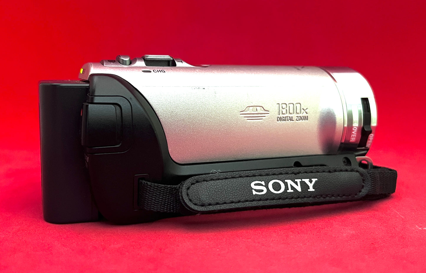 Sony DCR-SX21 camcorder silver (used)