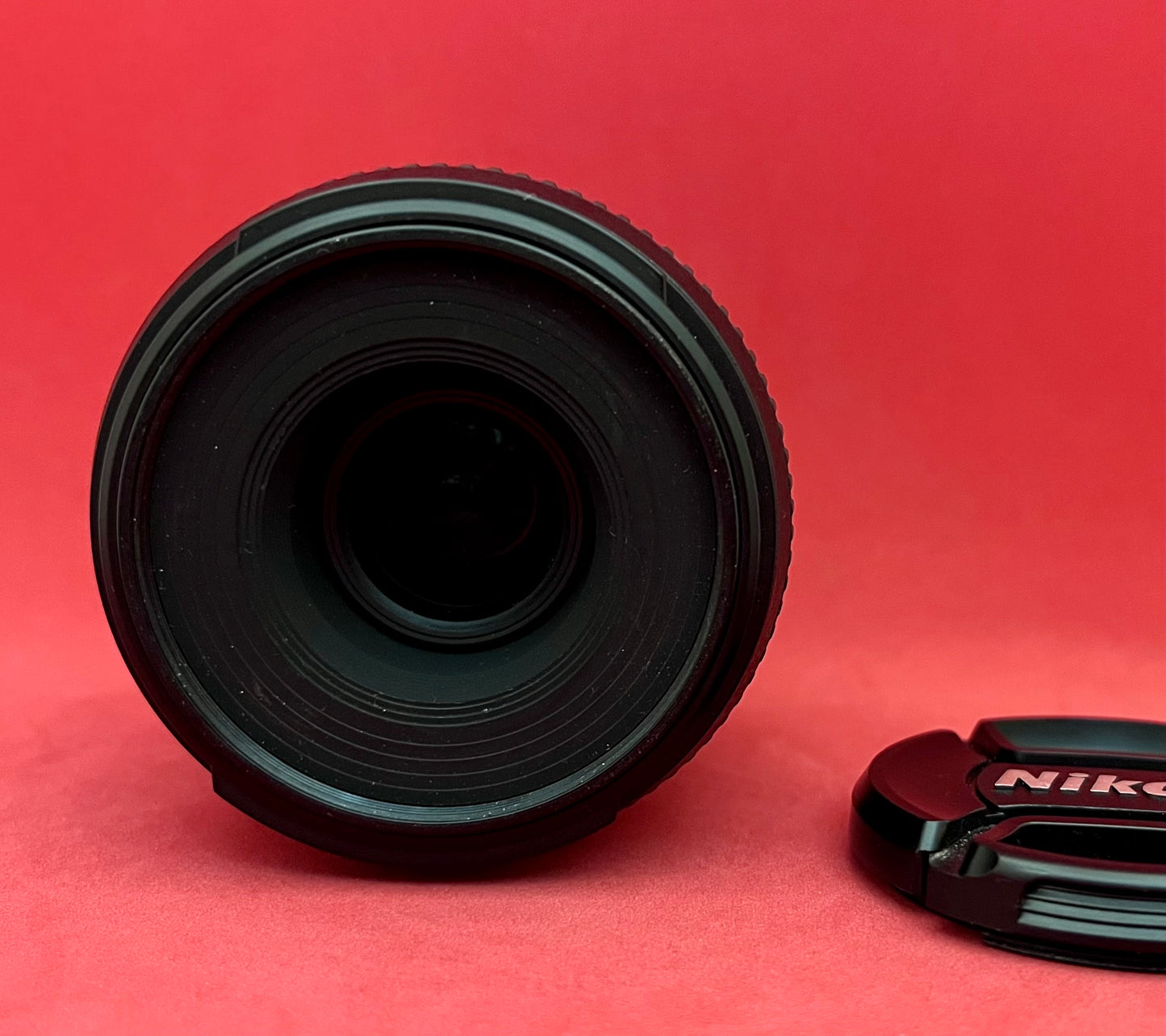 Nikon AF-S 40mm f/2.8 G DX Macro Lense (USED)