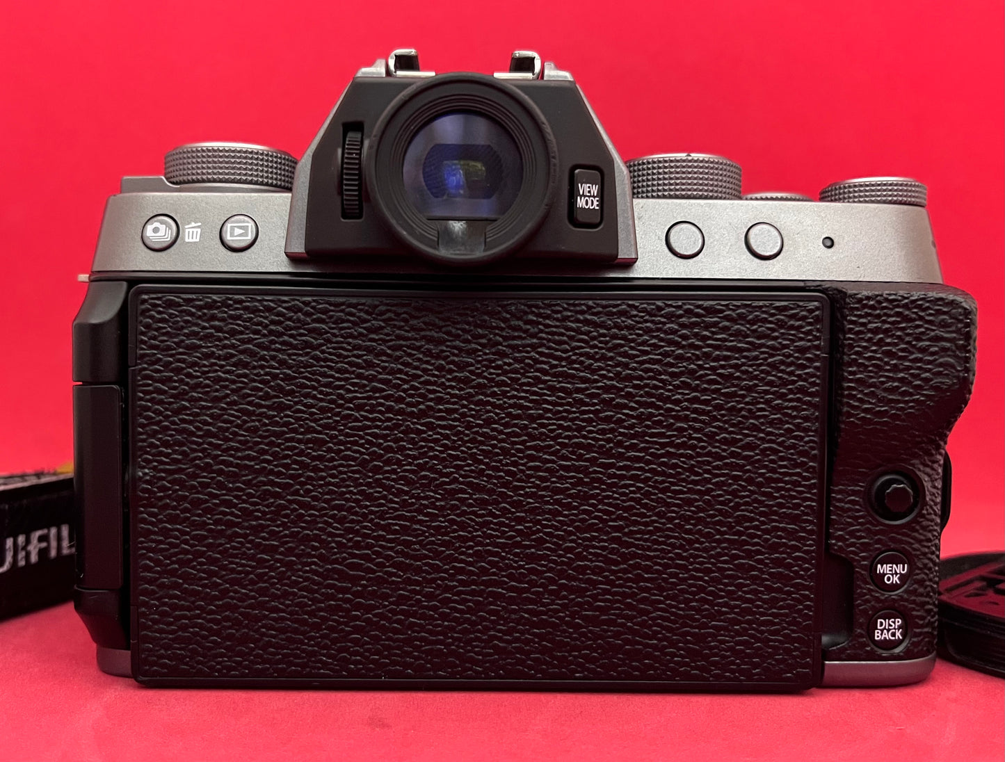 FUJIFILM X-T200 Mirrorless + 15-45mm Lens (used)