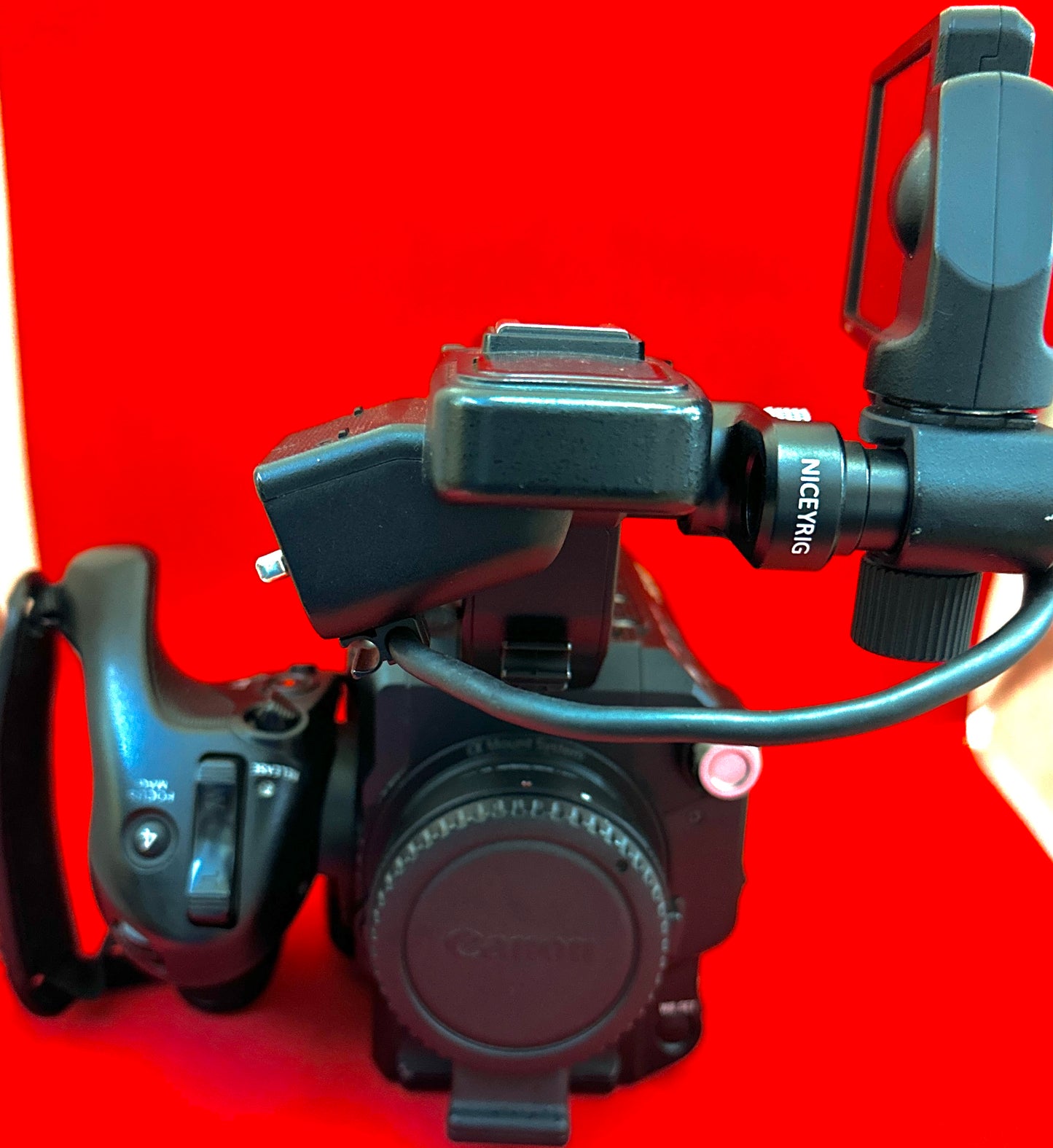 SONY PXW-FS5 body with EF-Emount adapter (used)
