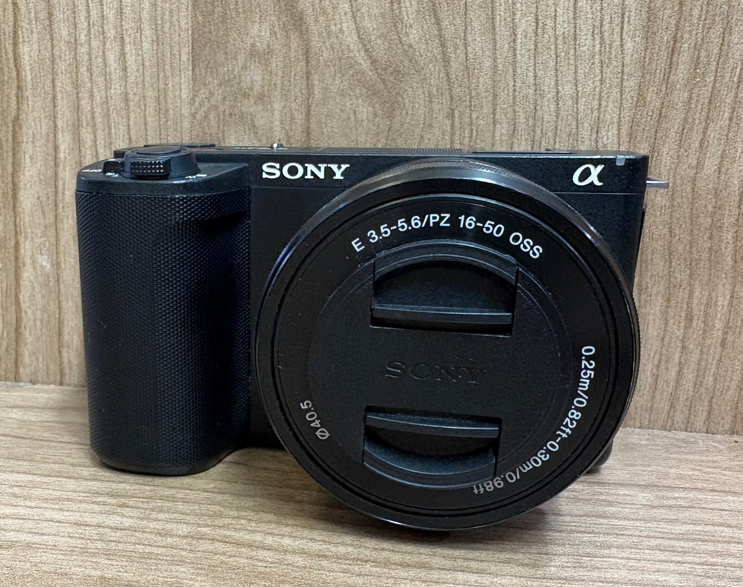 Sony ZV-E10 II Mirrorless Camera with 16-50mm ( used)