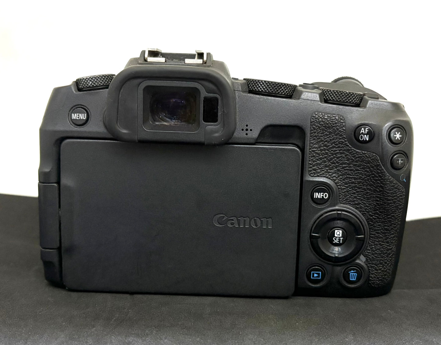 Canon EOS RP Mirrorless Camera Body (used)